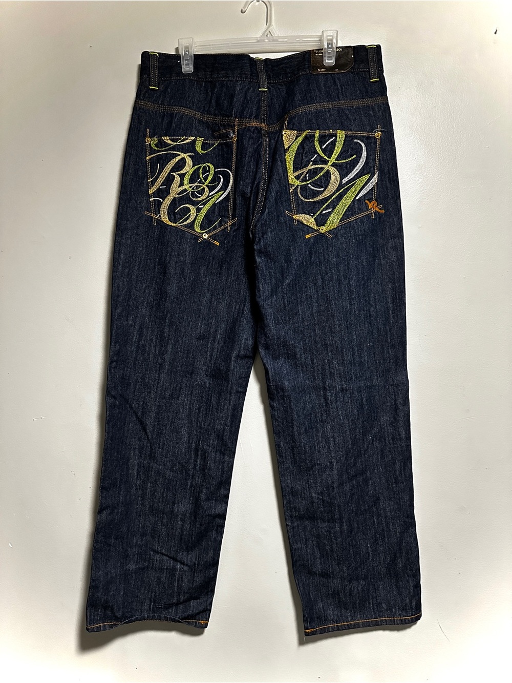 Y2K Rocawear 100% Cotton Baggy Blue Jeans OG Vintage black Tag Pocket Design